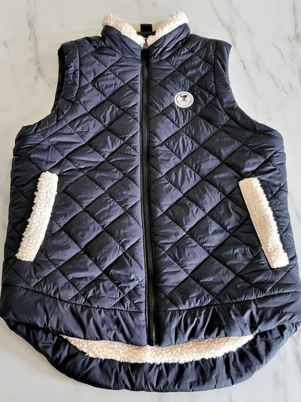 Levelwear Verve Yeti Women’s Reversible Quilted Sherpa Vest  S Silverleaf Club